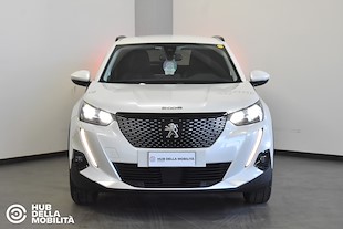 PEUGEOT 2008 PureTech 100 S&S Allure Navi Pack